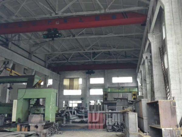 江阴高新区占地8.3亩4300平单层厂房对外出售    售价1660万元