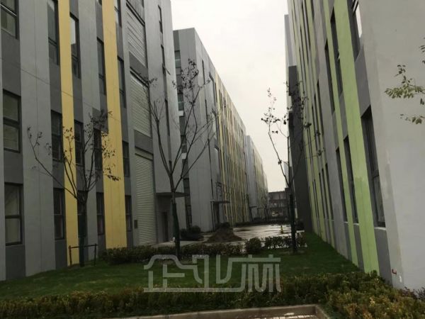 厂房正门图