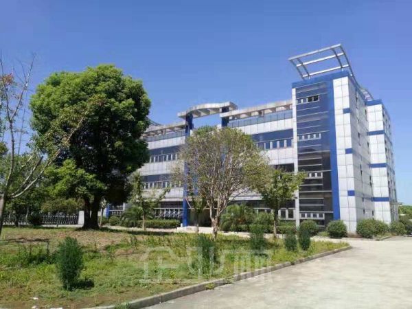 厂房正门图
