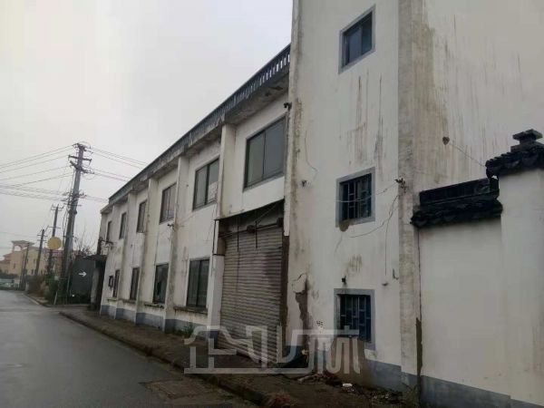厂房正门图