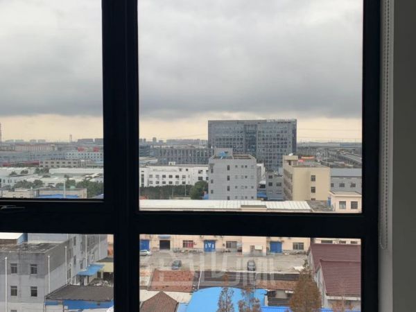 办公正门图