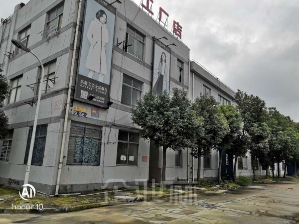 出租 松江茸北独门独院18000平米厂房