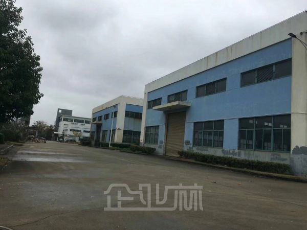 浦东地铁口 104板块精装修一局二火车头厂房2500平