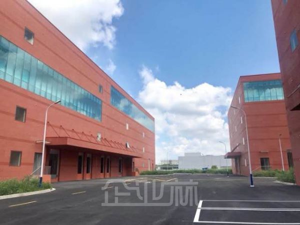 厂房正门图