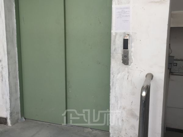 厂房正门图