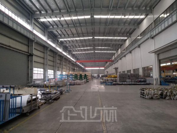 厂房正门图