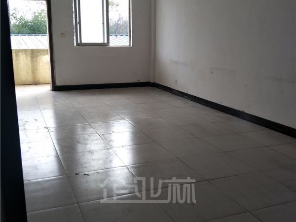 厂房正门图