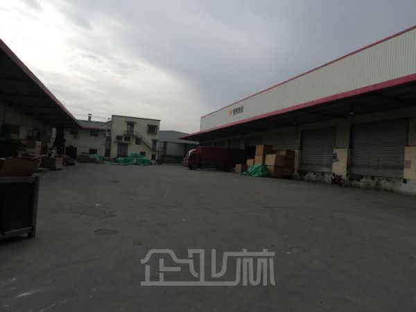 仓库正门图