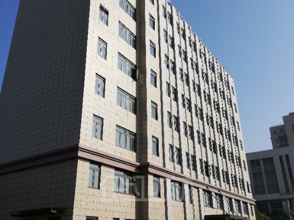 出租 松江茸平路2200平米厂房