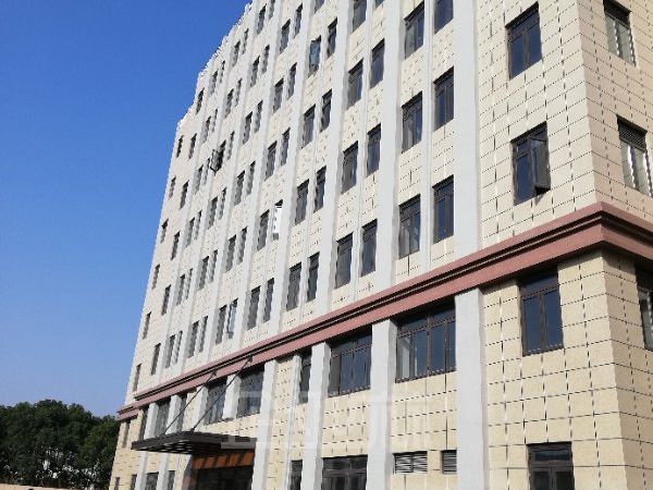 出租 松江茸平路2200平米厂房