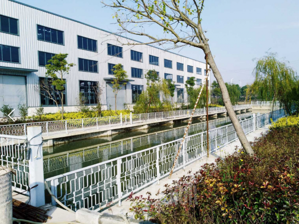 厂房正门图