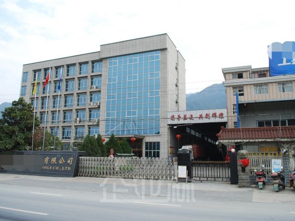 厂房正门图