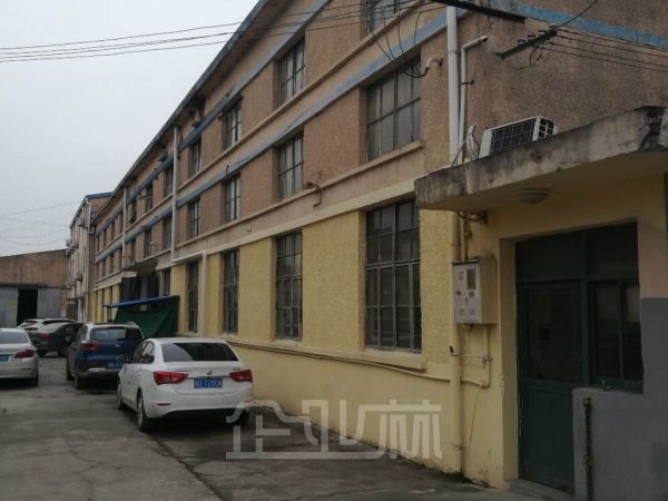 出租上海浦东新区张江镇带行车600平方标准厂房
