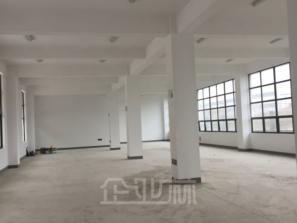 江苏南通独门独院6500平标准厂房出租