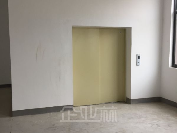 厂房正门图