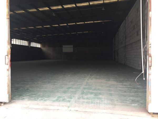 上海奉贤区西渡大型厂房场地出租