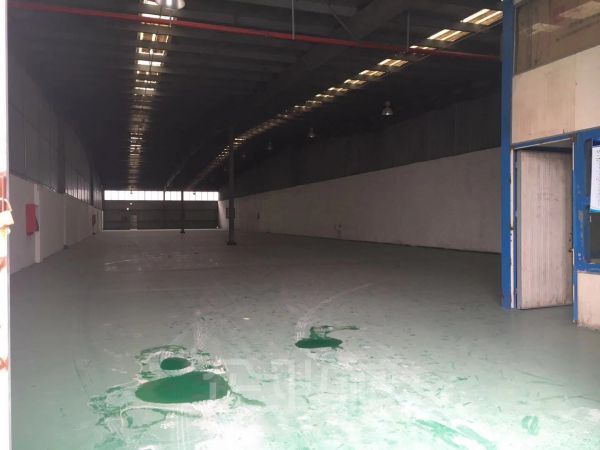 上海奉贤区西渡大型厂房场地出租