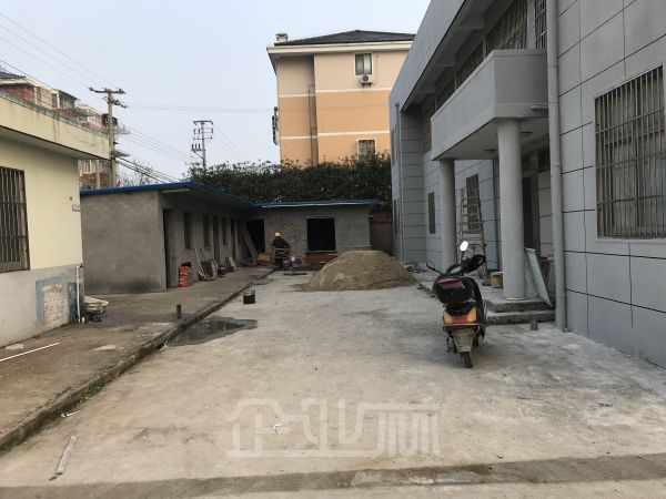 厂房正门图