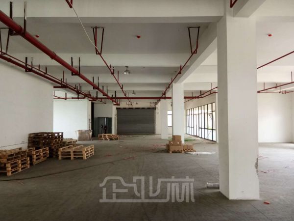 厂房正门图