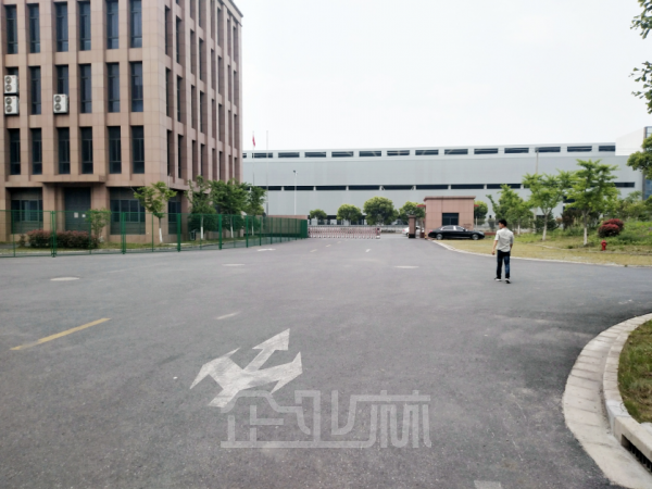 厂房正门图
