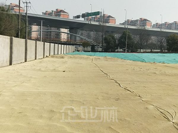 虹桥近100亩场地出租