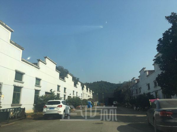 厂房正门图