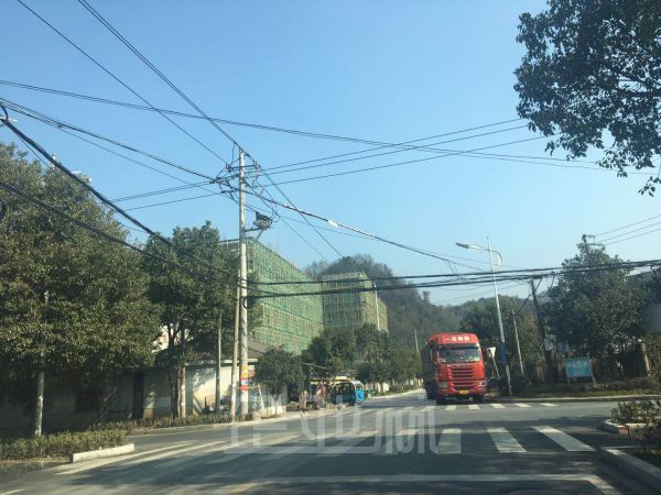 厂房正门图
