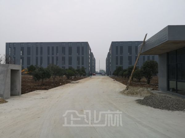 江苏靖江3100平砖混结构独栋标准厂房出售