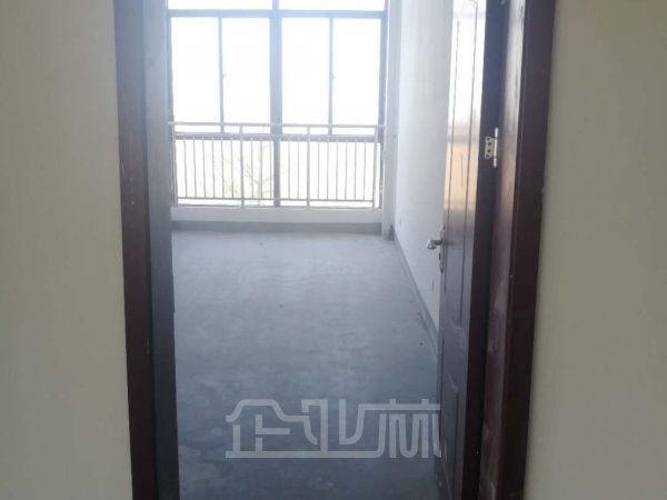 厂房正门图