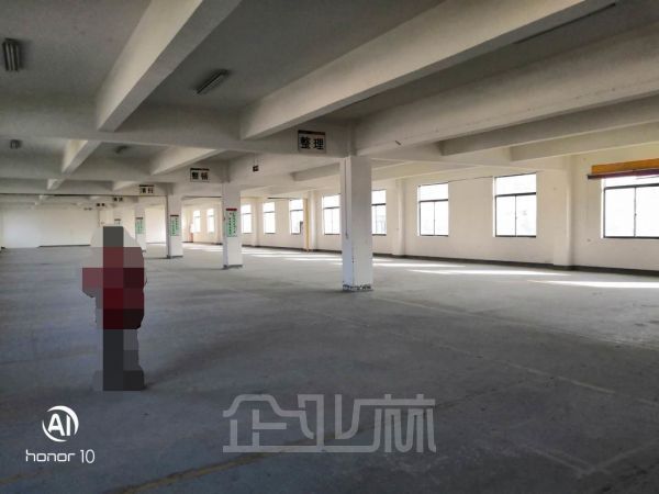 厂房正门图