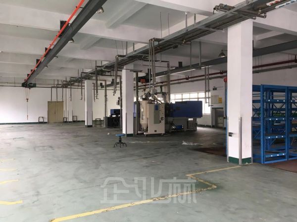 厂房正门图