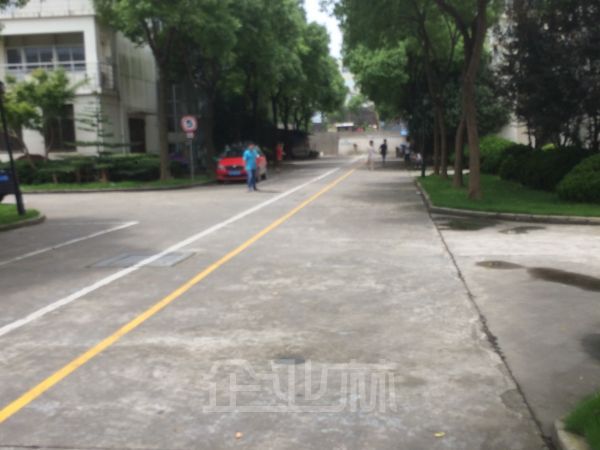 厂房正门图