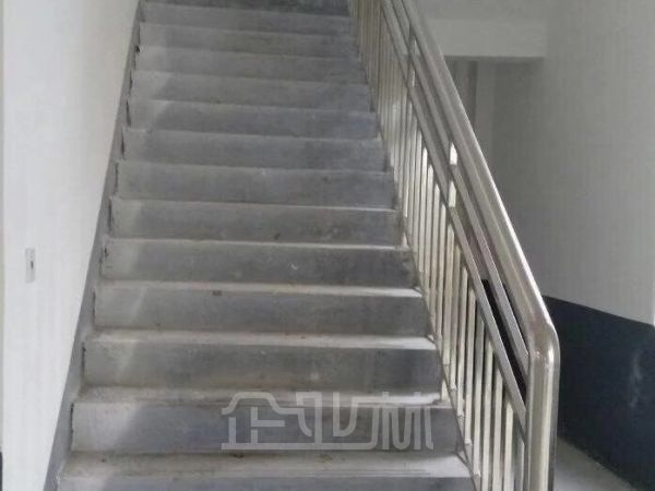 厂房正门图