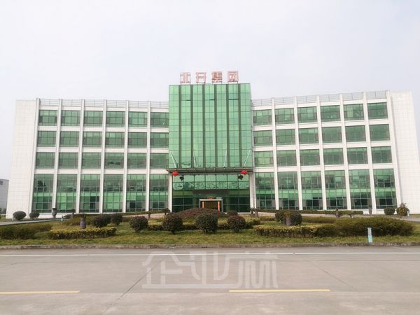 厂房正门图