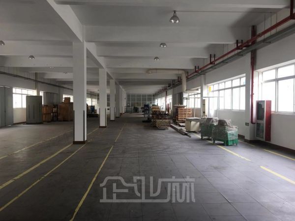 厂房正门图