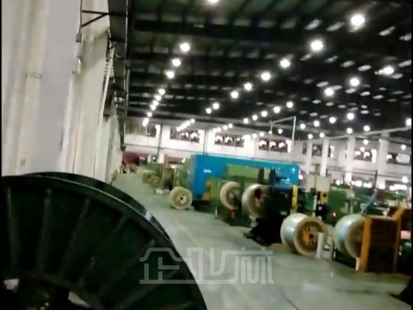 出售昆山占地面积22亩9000平火车头样式厂房