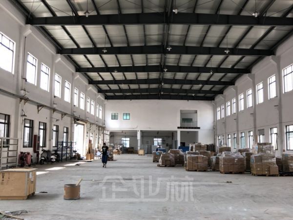 厂房正门图