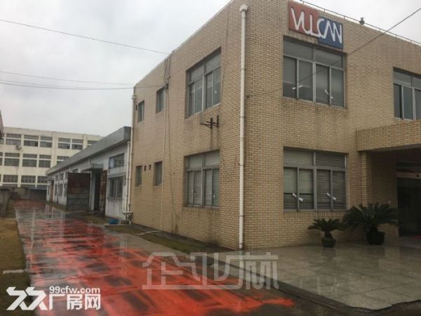 厂房正门图