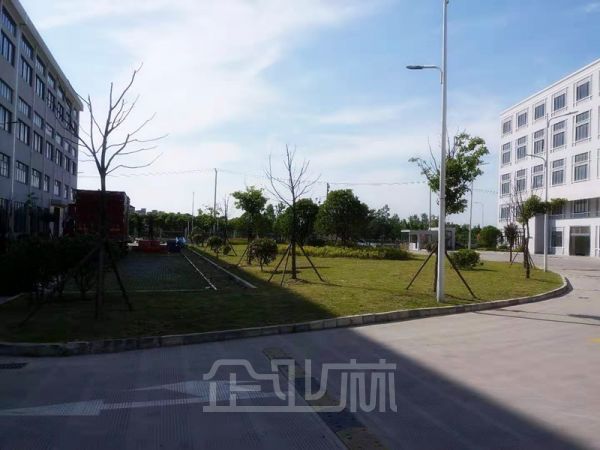 厂房正门图