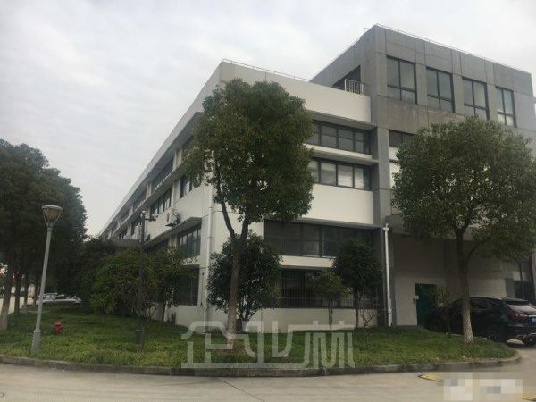 出租：奉贤南桥园区8000平米火车头双层厂房，可分割