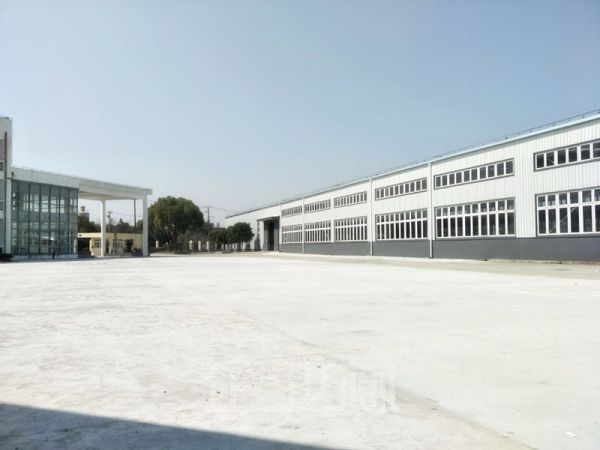 厂房正门图