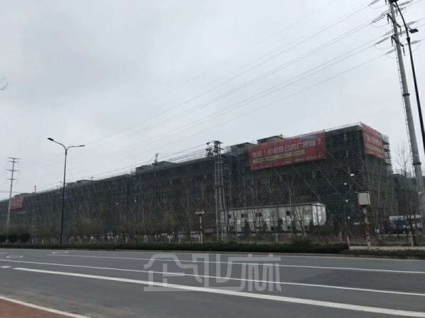 厂房正门图