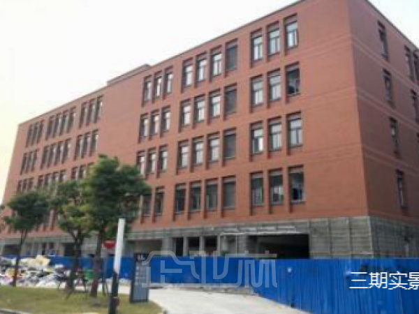 厂房正门图