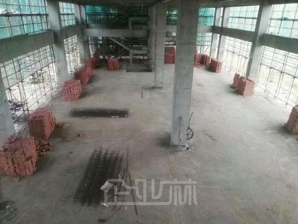 厂房正门图