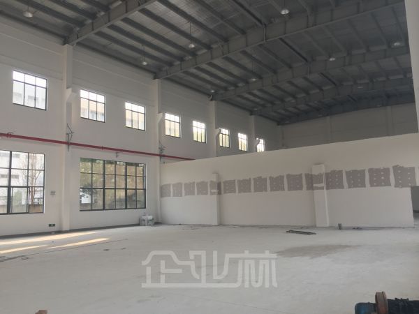 厂房正门图