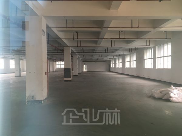 出租江苏镇江航空航天产业园一栋20000平，多层，可分割