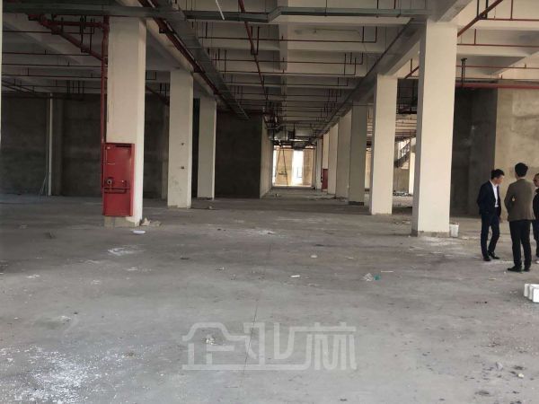 厂房正门图