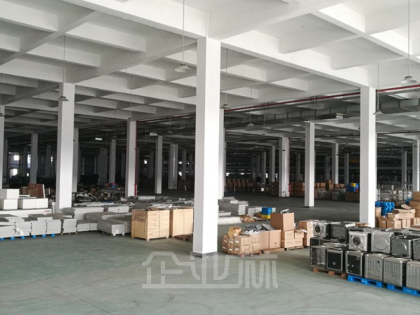 厂房正门图