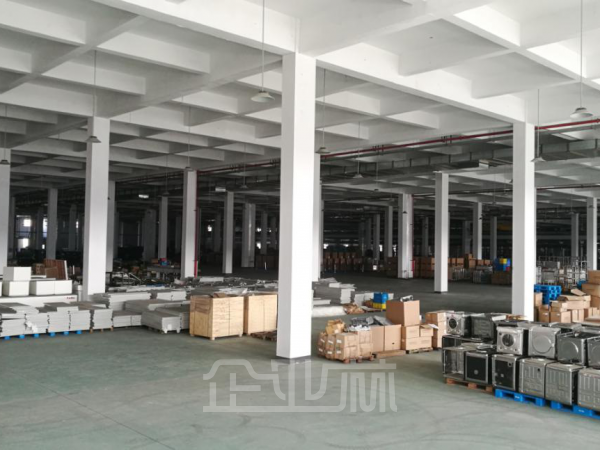 厂房正门图