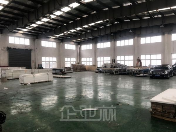 厂房正门图